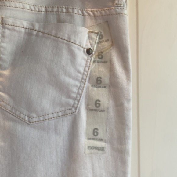 NWT Express Bootcut Jeans - Picture 3 of 6